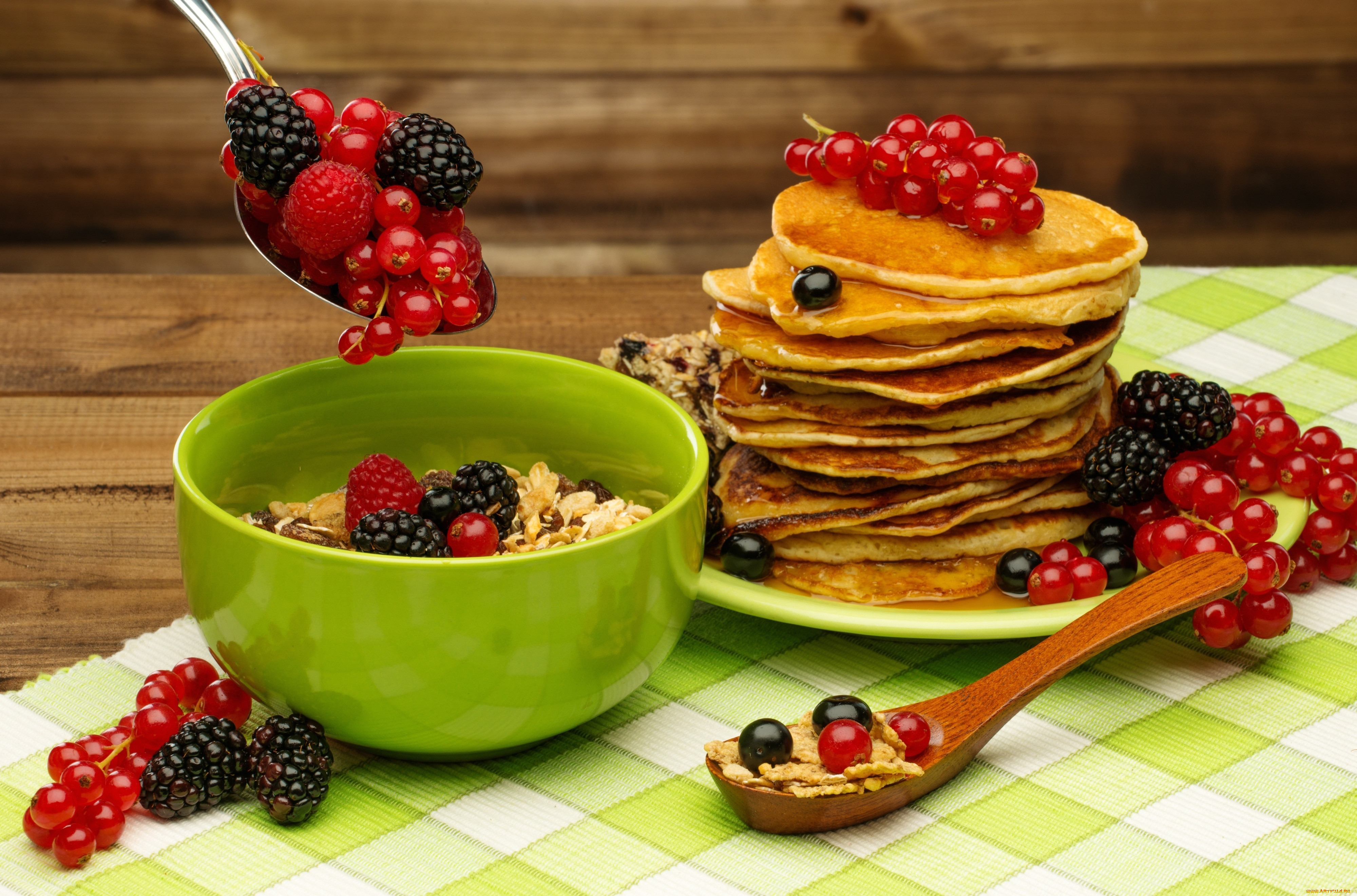 , ,  , , , , , , , pancake, berries, fresh, breakfast
